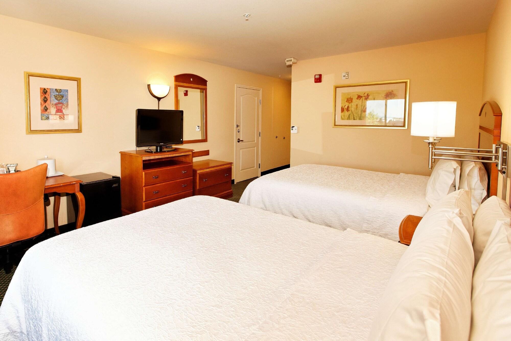 Hampton Inn By Hilton Montrose Zewnętrze zdjęcie