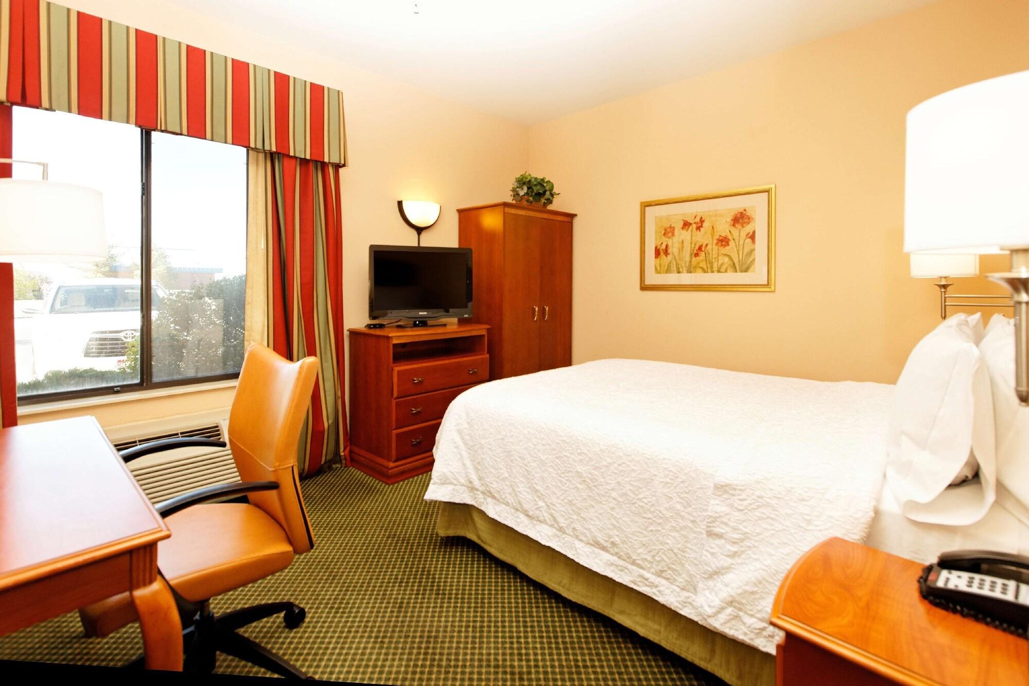 Hampton Inn By Hilton Montrose Zewnętrze zdjęcie
