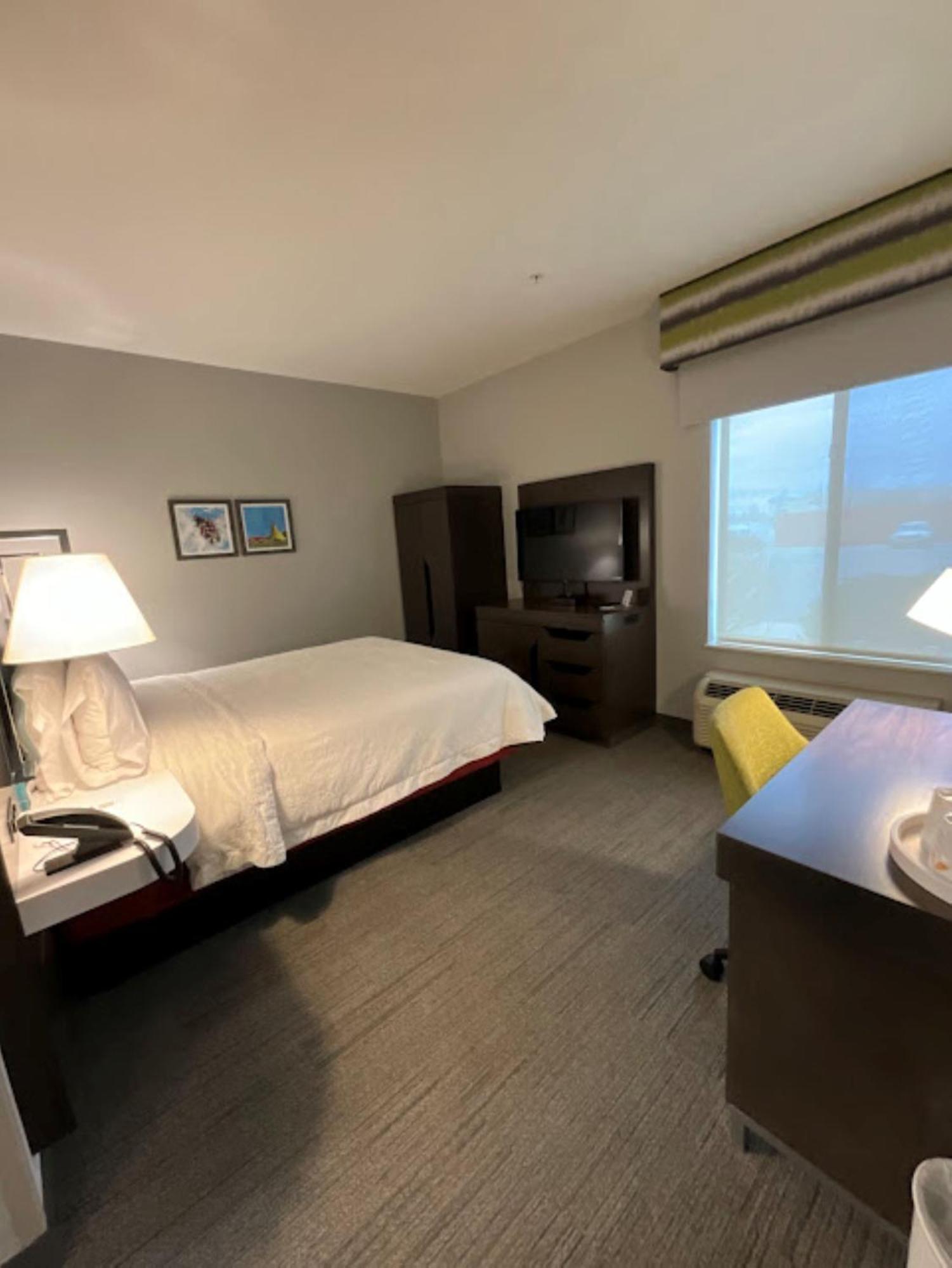 Hampton Inn By Hilton Montrose Zewnętrze zdjęcie